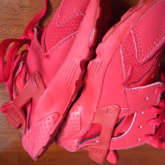 Nike Huarache Run Casual Shoes Sneakers Red sz 13C - Picture 7 of 9